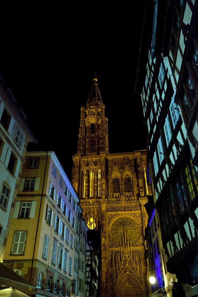 Апарт отель Sejours & Affaires Strasbourg Kleber Экстерьер фото